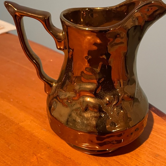 Elegant Gold English Pitcher by Wade - Picture 4 of 4